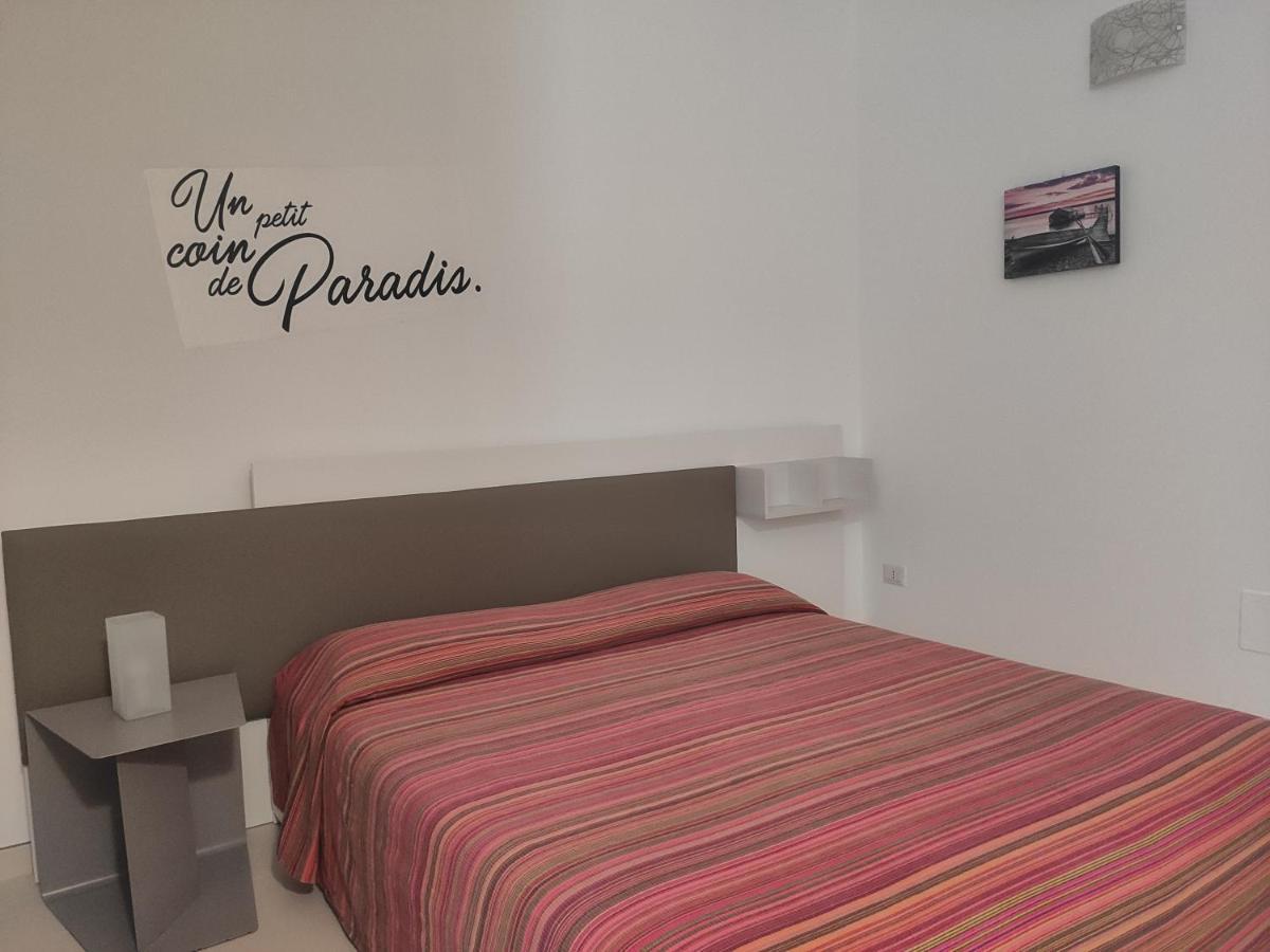 Casa Vacanze Rossini Porto Cesareo Eksteriør billede